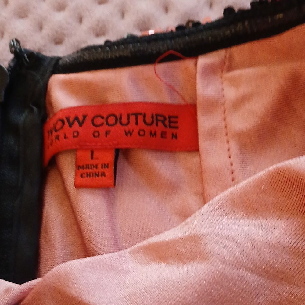 W.O.W - Picture 3 of 7
